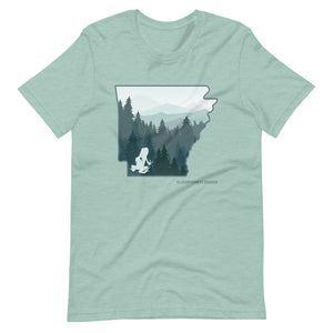 Arkansas Ozark Pine Forest Transporting Dart Frog Short-Sleeve Unisex T-Shirt